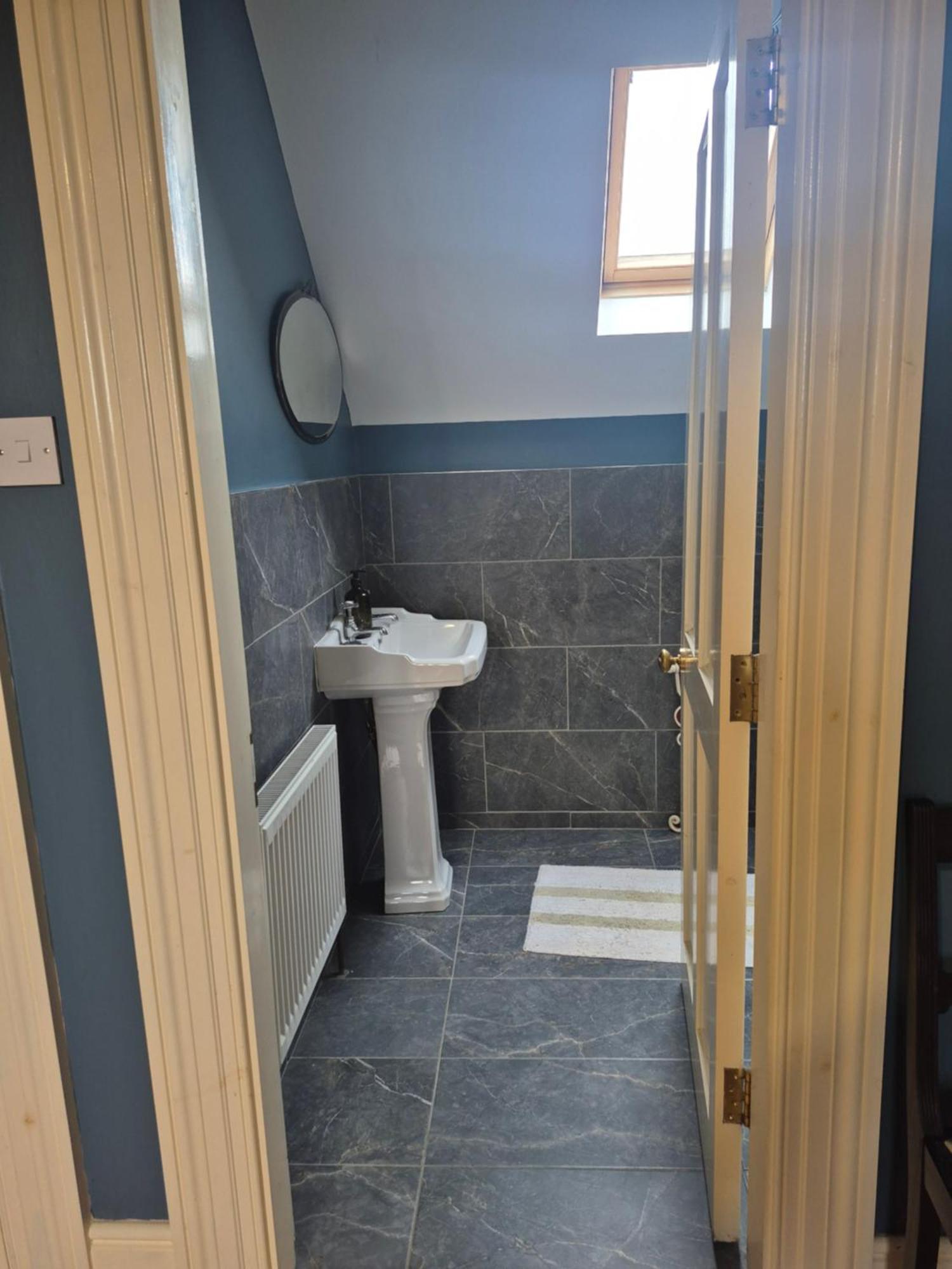 Ballinasloe Guest House In The Heart Of The Country Eksteriør billede
